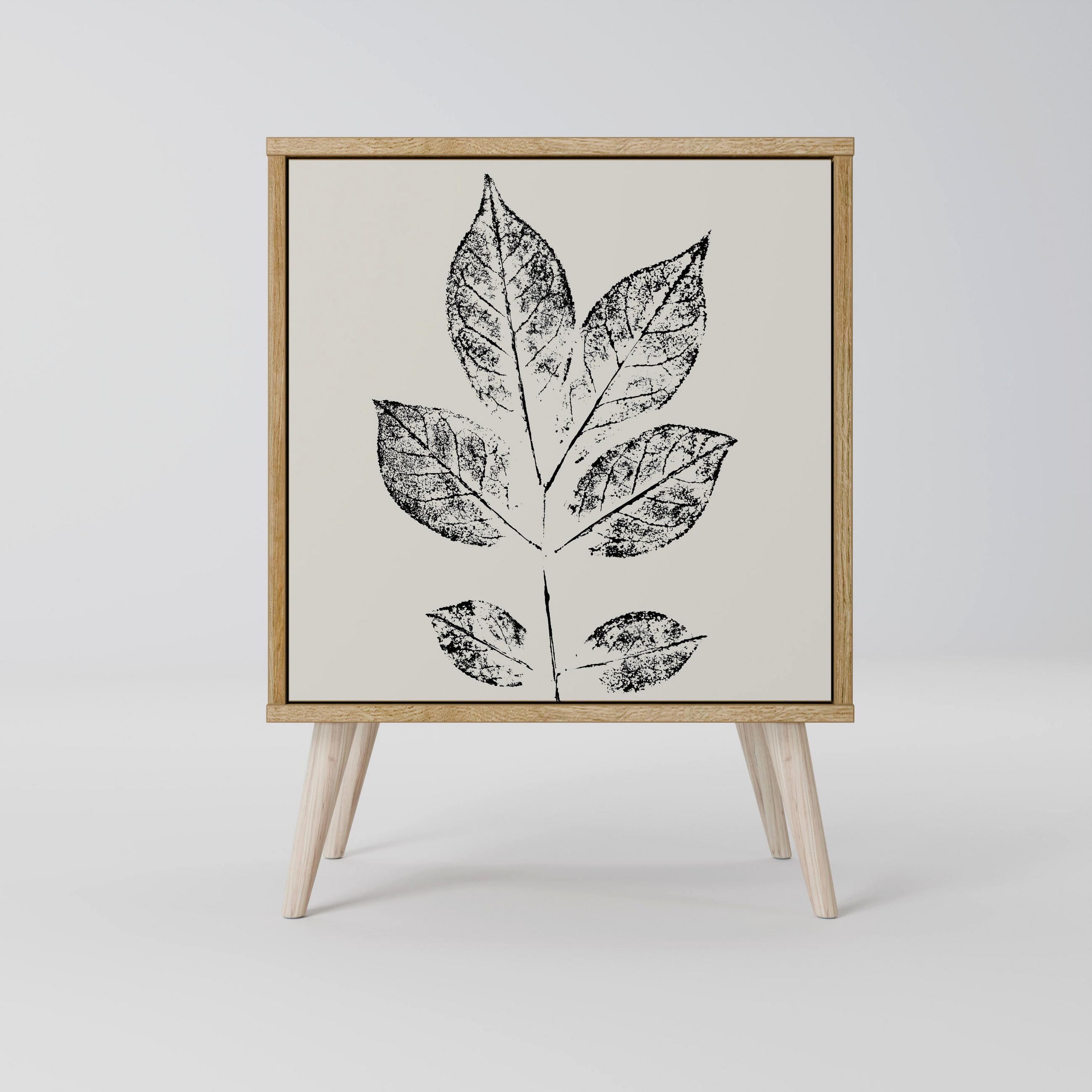 SIDEBOARD LEAFY STAMPS, Eichefarben, 57,5x42x77,5 cm, Schräge Buchenholzfüße - Eichefarben/Buchefarben, Holzwerkstoff/Buchenholz (57.5/77.5/42cm) - SpaceRebels