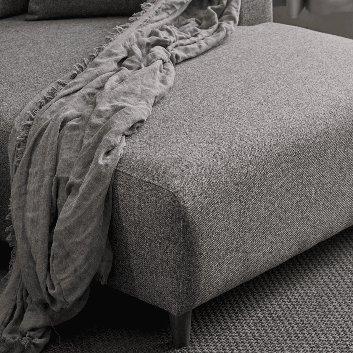 ECKSOFA mit schlaffunktion und rechtsseitiger récamiere aus stoff - mane 246/160/85 cm - Grau, Textil (160/246cm) - Calicosy