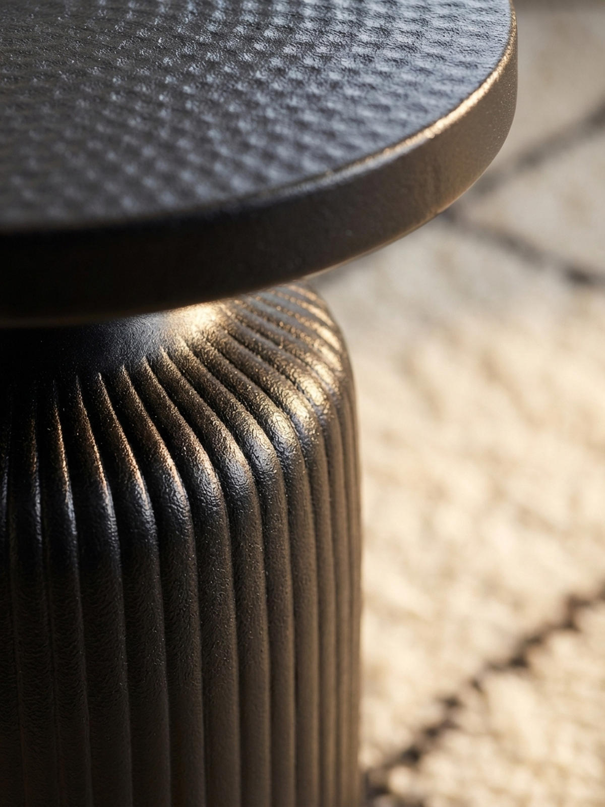 BEISTELLTISCH – Rund Schwarz 40x40x50 cm Hammerschlag Design - Schwarz, Metall (40/40/50cm) - KADIMA DESIGN