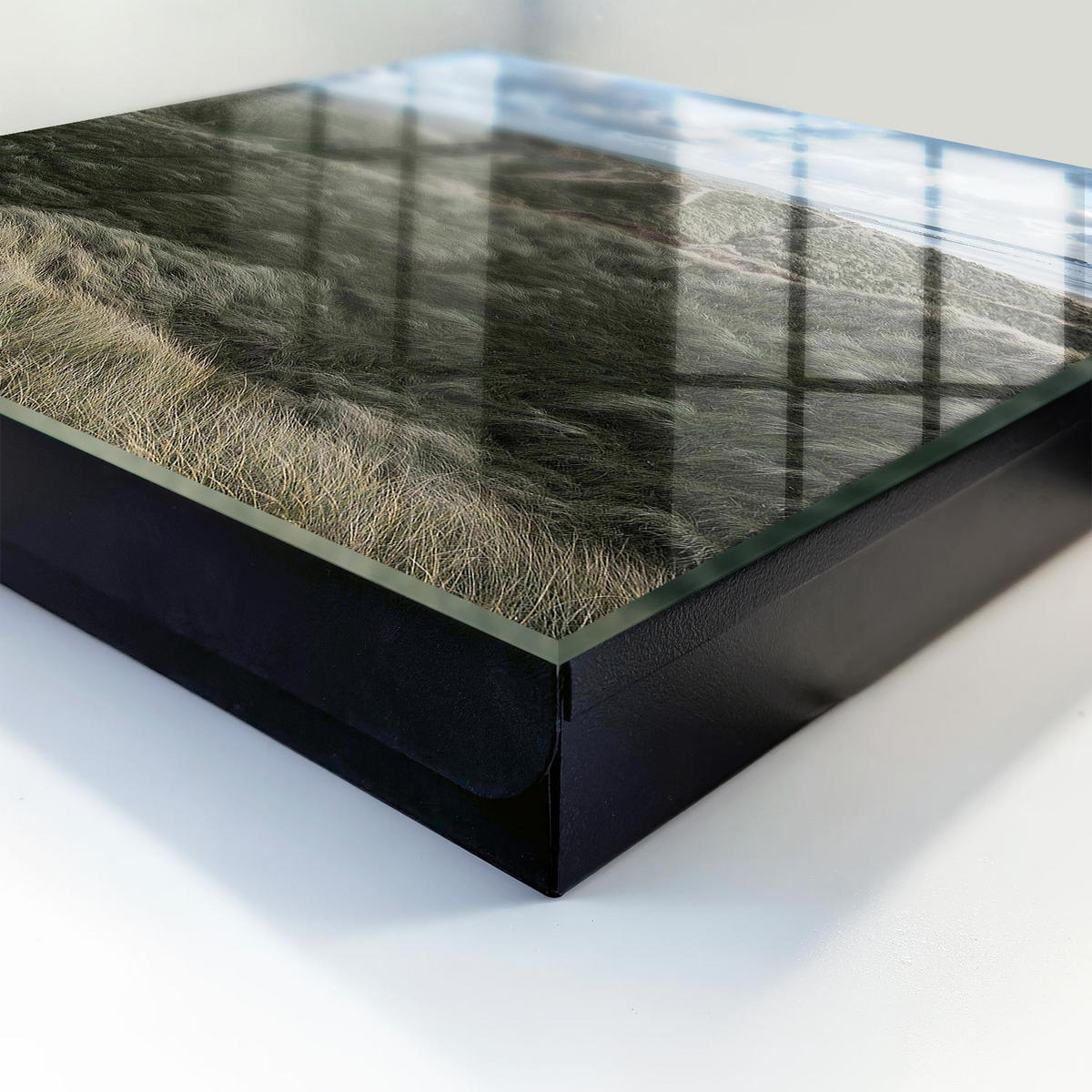 SCHLÜSSELBOX Schwarz 30x30 cm- Türöffnung nach rechts - Grüne Hügel - Grün, Metall (30/30/5cm) - TULUP
