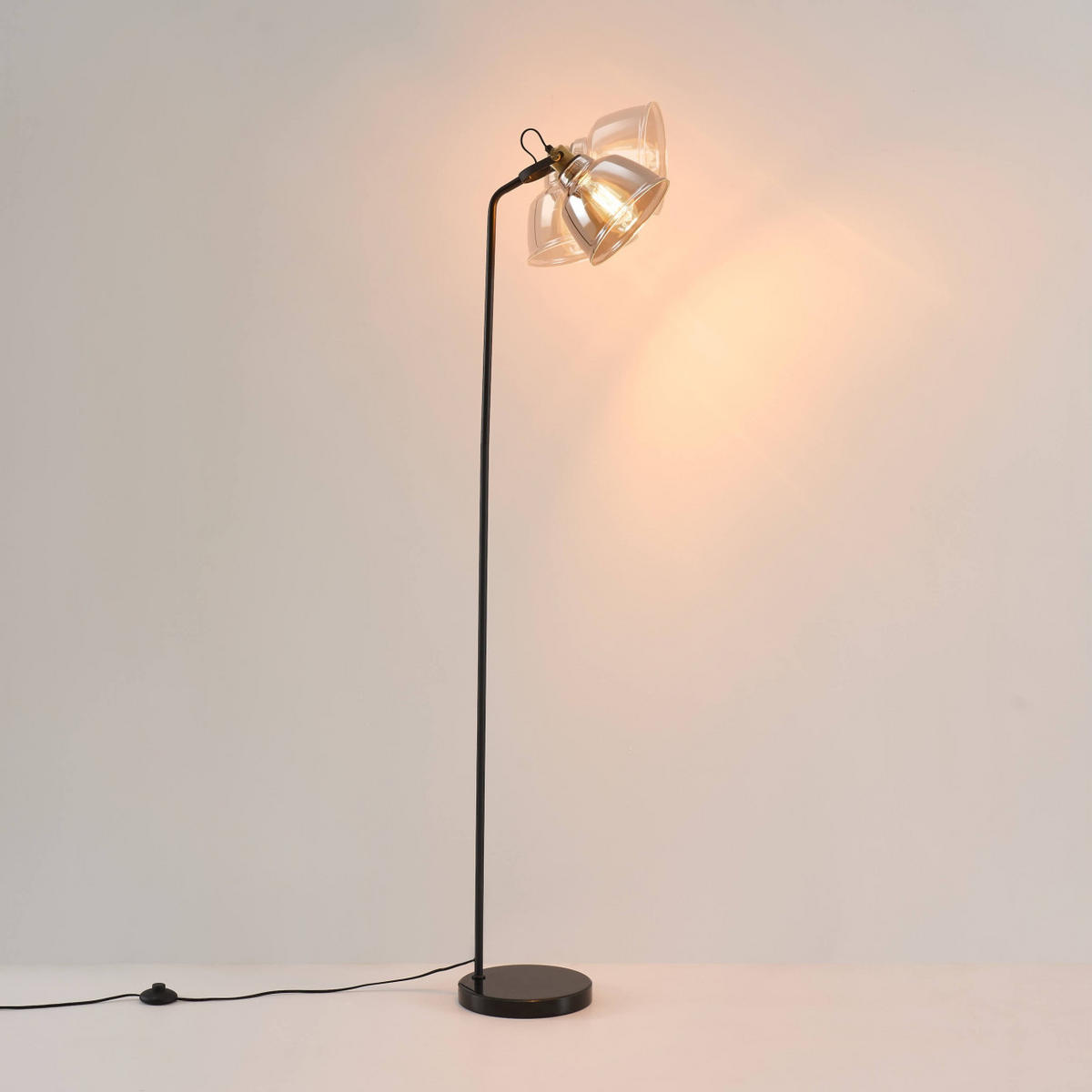 STEHLEUCHTE Linz, Schwarz und rauchgrau, 160cm - Schwarz, Glas (32/25/160cm) - KOSILUM