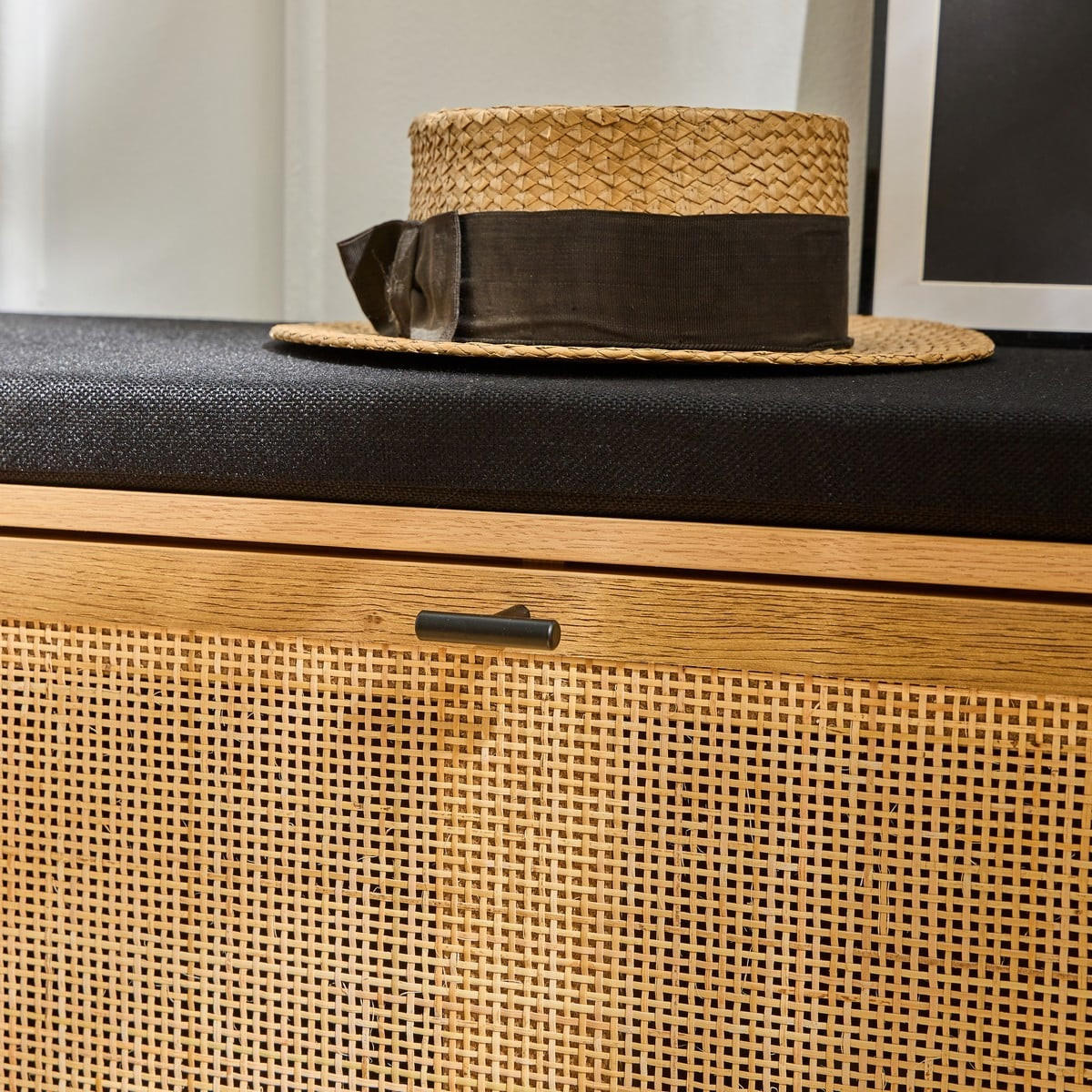 BANK mit Schuhablage und Rattanfront - L100 cm - Eschefarben, Holzwerkstoff (38/47/44cm) - Calicosy