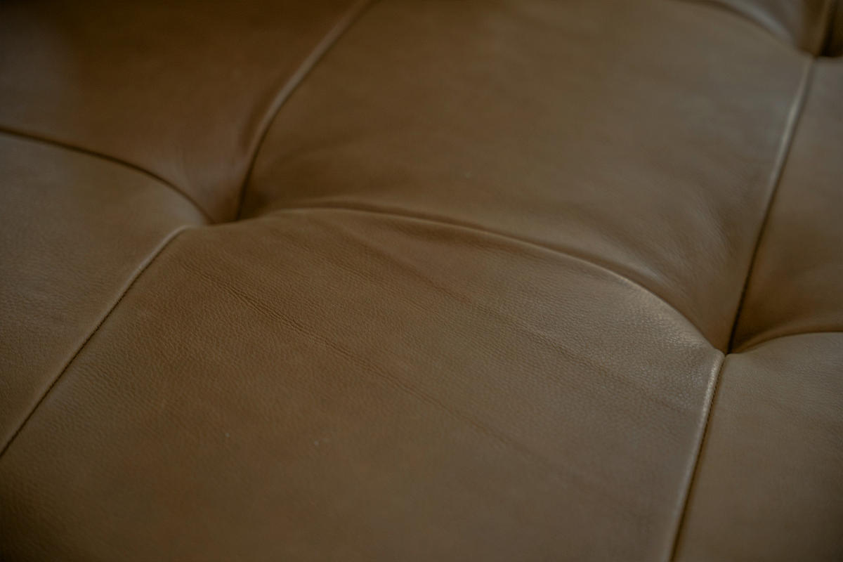 SOFA WIOLO Dunkelbraun Leder - Dunkelbraun/Silberfarben, Leder/Metall (240/83/110cm) - KAWOLA