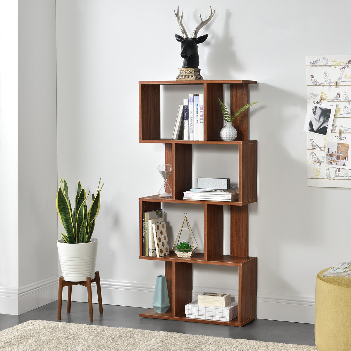 BÜCHERREGAL Brattahlid - Walnussfarben, Holzwerkstoff (60/130/24cm) - [en.casa]