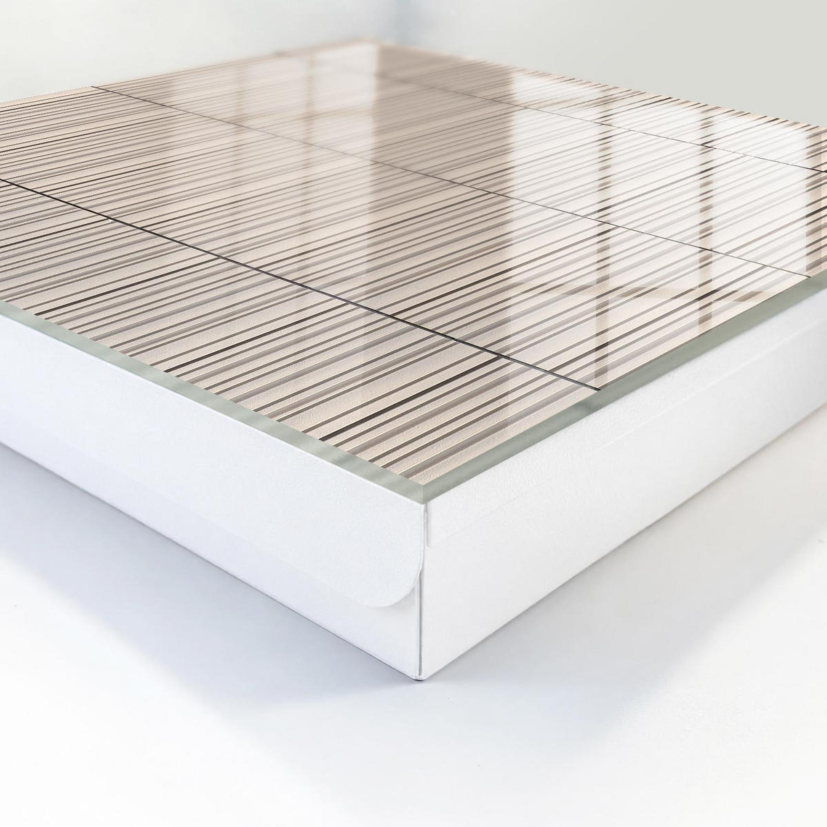 SCHLÜSSELBOX Weiß 30x30 cm – Türöffnung nach rechts - Minimalismus der Linien - Beige, Metall (30/30/5cm) - TULUP