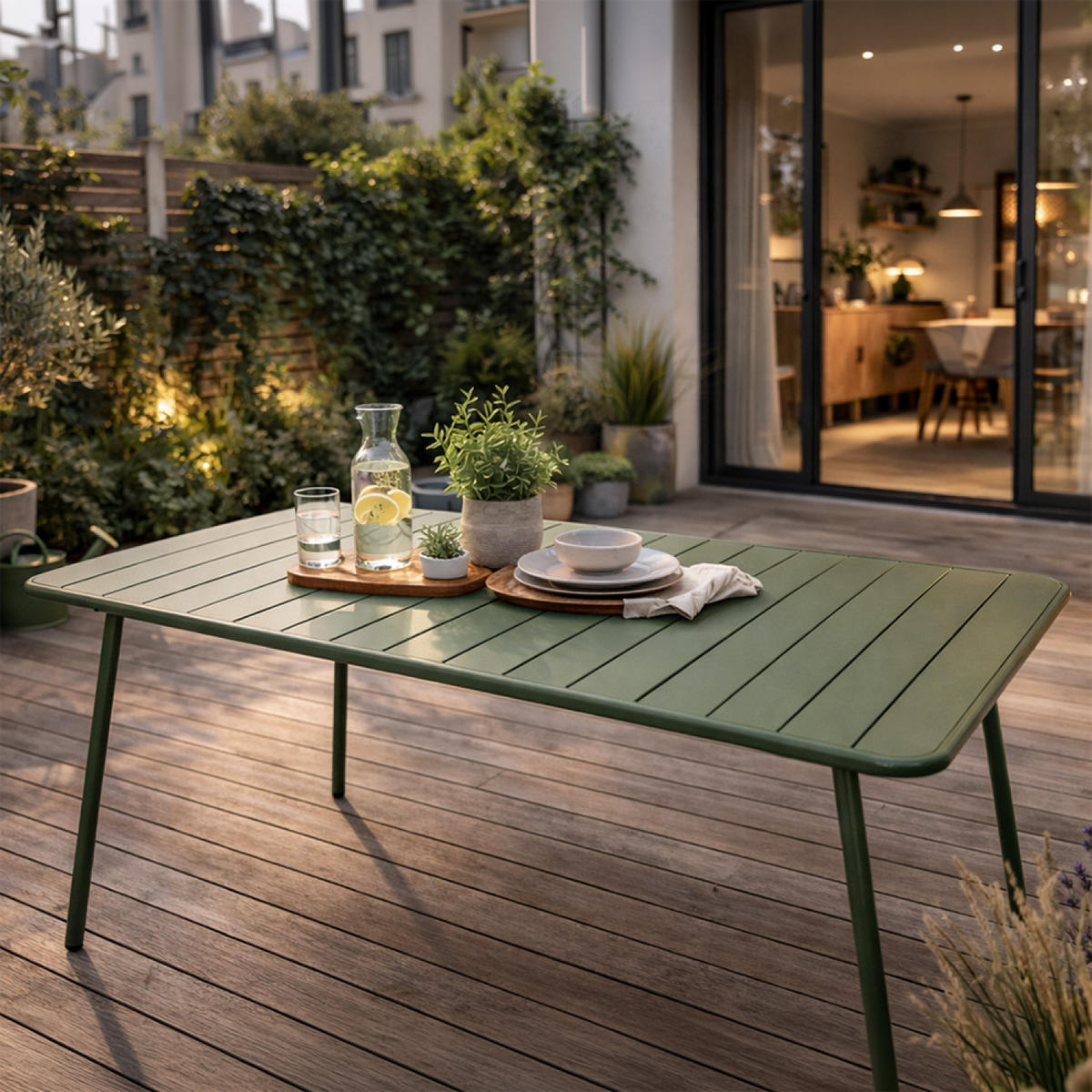 GARTENTISCH Bergame Grün für 6 Personen - Grün, Metall (120/70/72cm) - Concept Usine