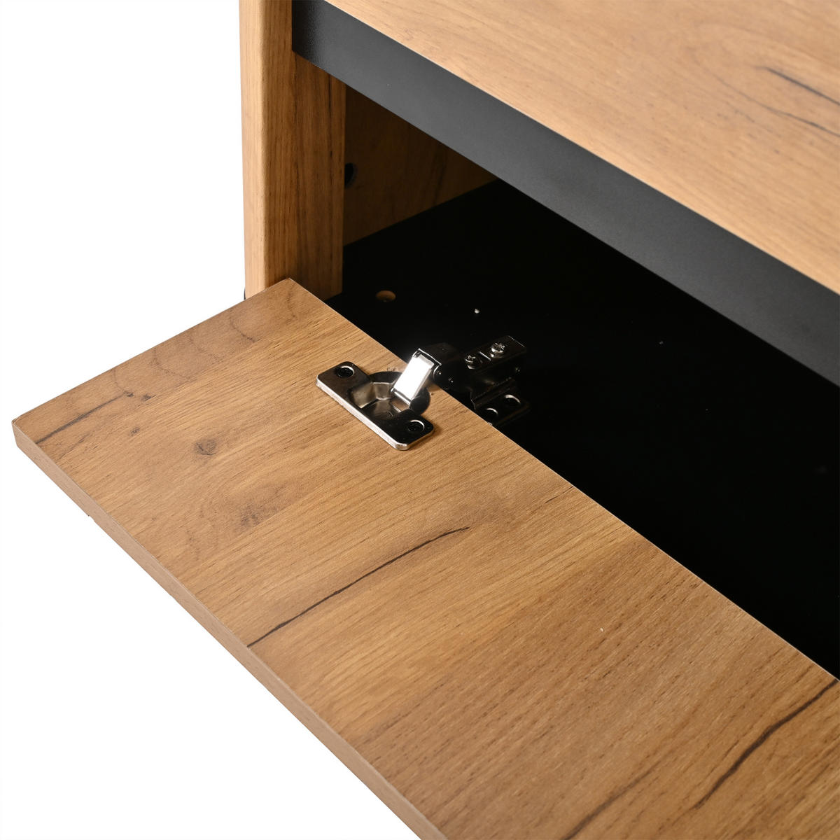 TV‑LOWBOARD in Eichenoptik mit Lamellenfront und Metallfüßen 180 × 40 × 52 cm - Eichefarben, Holzwerkstoff (180/52/40cm) - Luhomfu