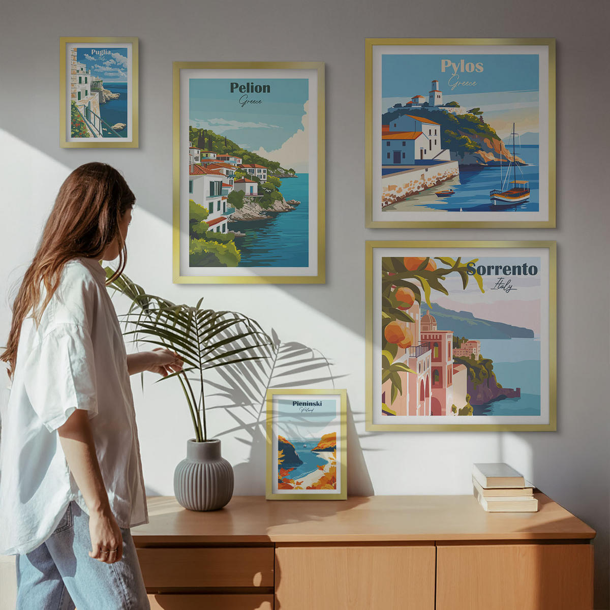 BILDER SET 5er Set - 50x50 cm & 20x30 cm & 40x60 cm Goldrahmen - Farbenfrohe Illustrationen von Retro-Städten - Goldfarben, Kunststoff (40/60cm) - TULUP