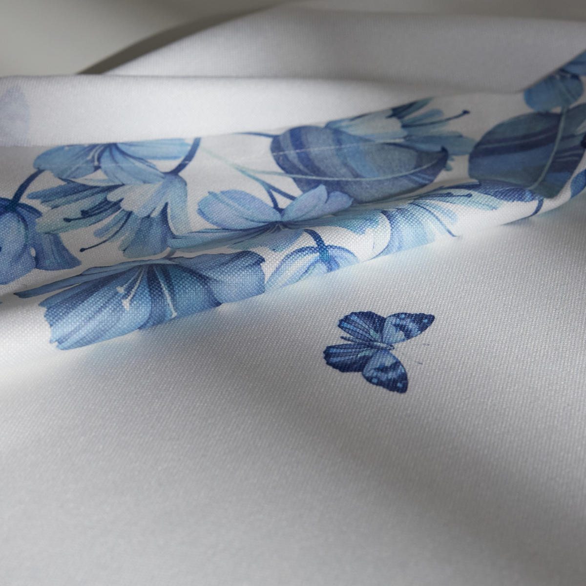 TISCHLÄUFER Delioso - Weiß, Textil (180/40/1cm) - home&you
