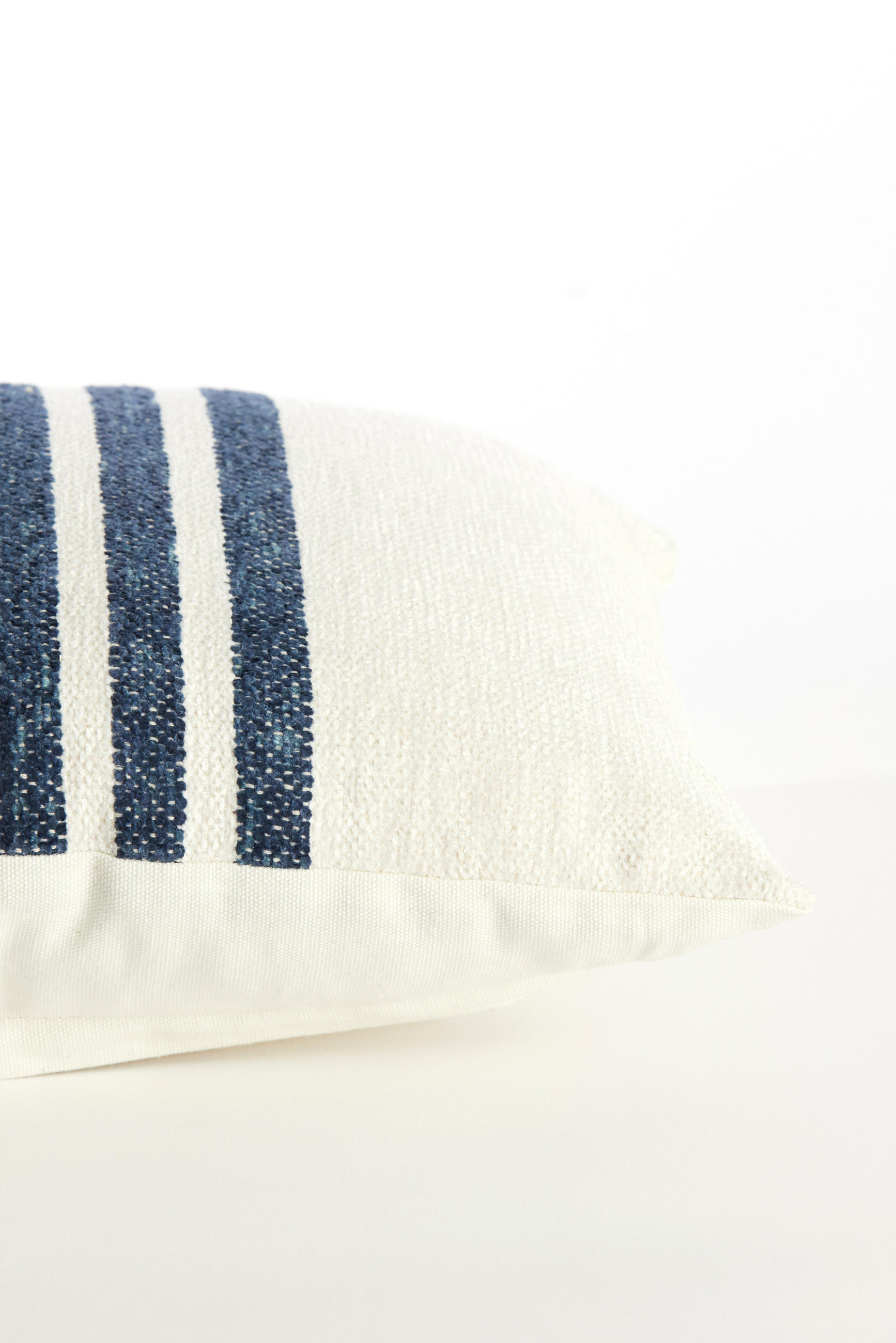 DEKOKISSEN Cinco Weiß 60/30/10 cm - Weiß, Textil (30/60cm) - Light & Living