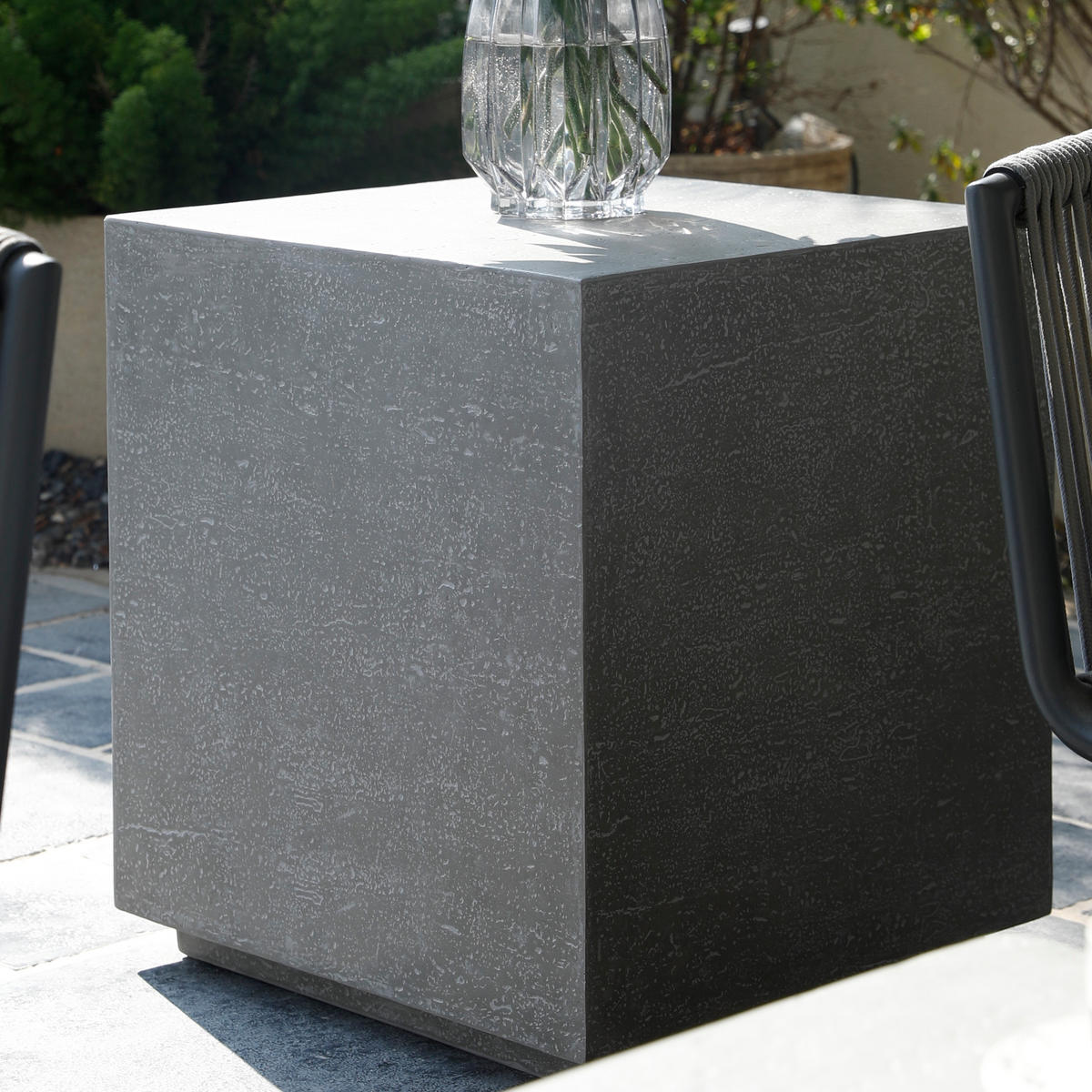 BEISTELLTISCH TEVERE aus GF-Beton, Wetterbeständig, 45x45x51 cm - Grau, Naturmaterialien (45/45/51cm) - Elementi
