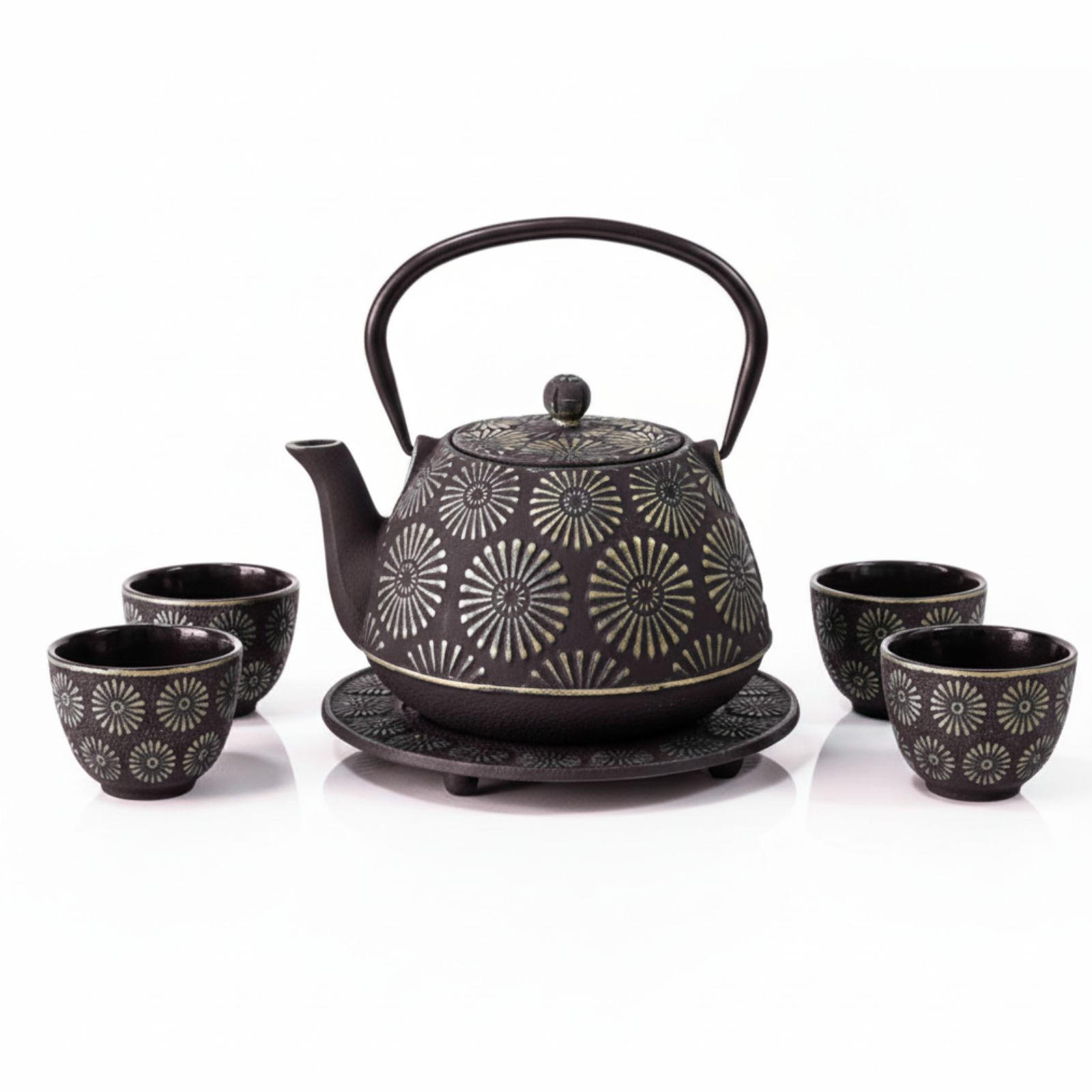 GUSSEISENKANNE Koga 1200 ml mit Tassen und Untersetzer - Schwarz/Weiß, Metall (1.2L) - AROMELIO