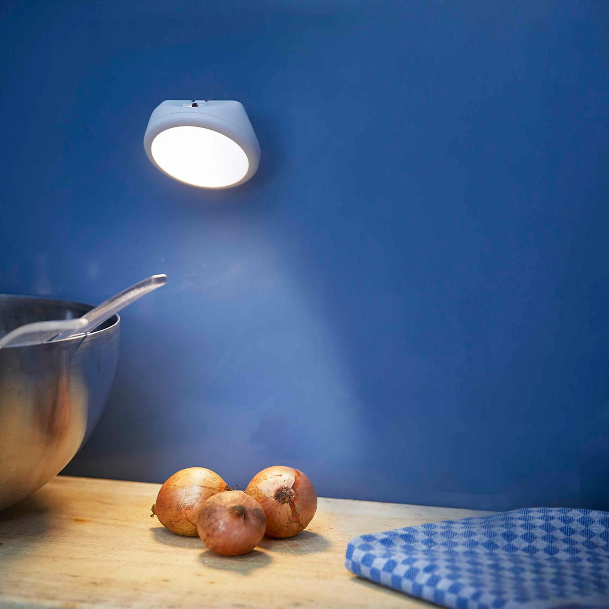 LED-SENSORLEUCHTE - warmweißes Licht mit Bewegungsmelder für Flur und Abstellkammer, batteriebetrieben, 3er-Set - Weiß, Kunststoff (3/8/8cm) - Northpoint