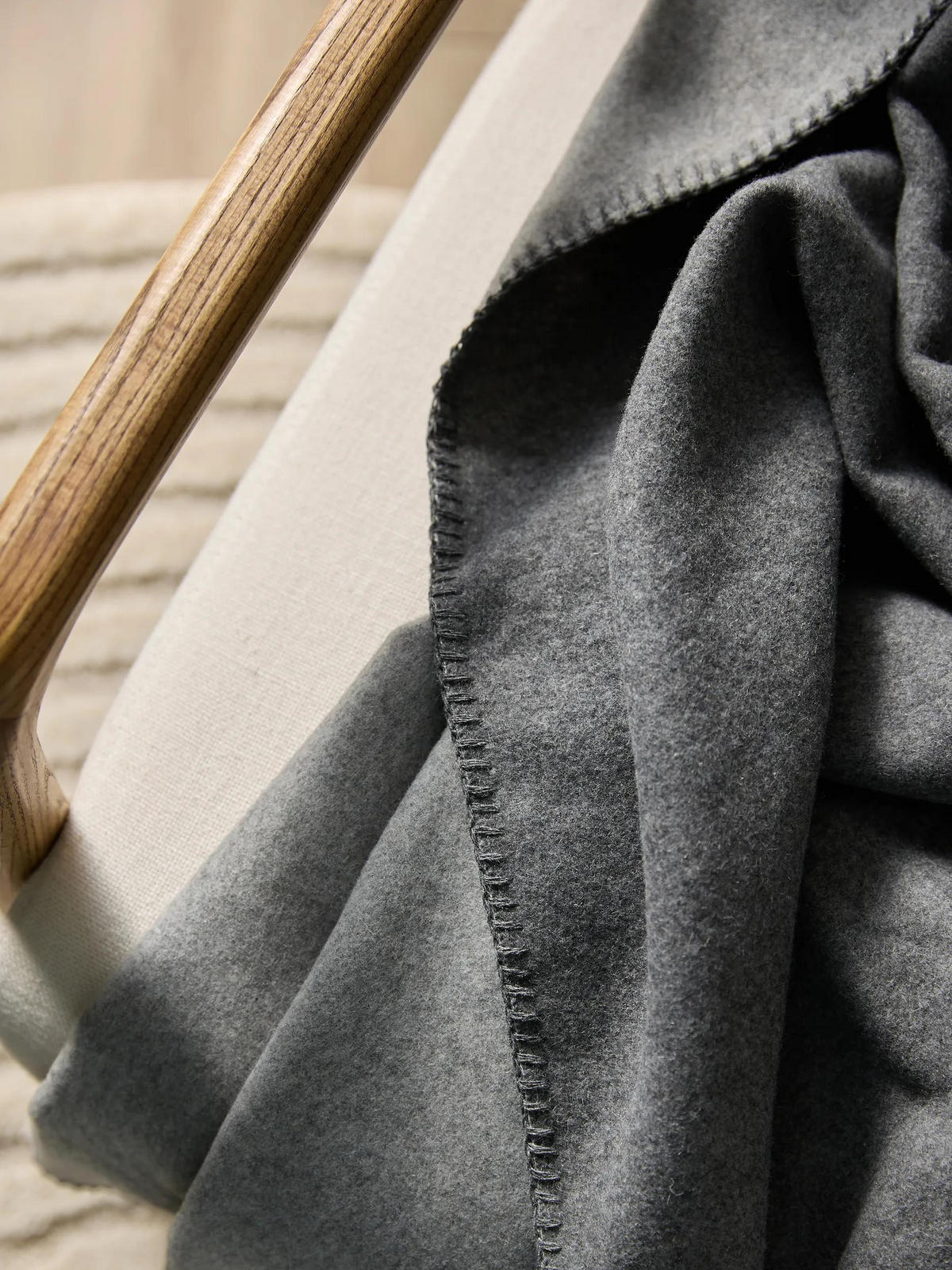 DECKE Mona Grau 140/200 cm - Grau, Textil (140/200cm) - benuta