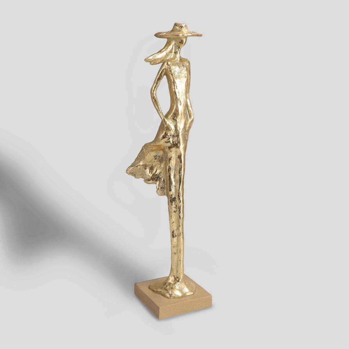 DEKOFIGUR Matres - Goldfarben, Kunststoff (11/45/10cm) - home&you