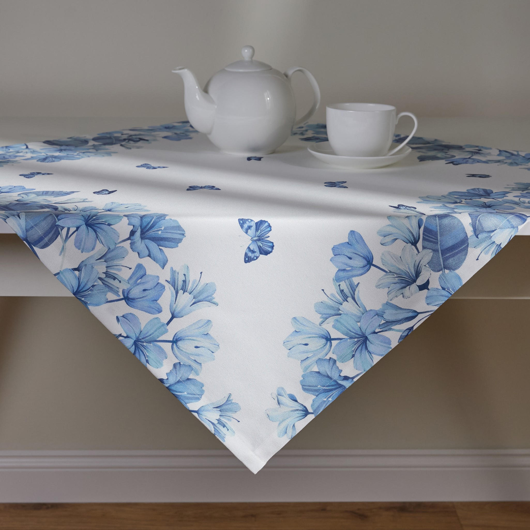 TISCHDECKE Delioso - Weiß, Textil (80/80/1cm) - home&you