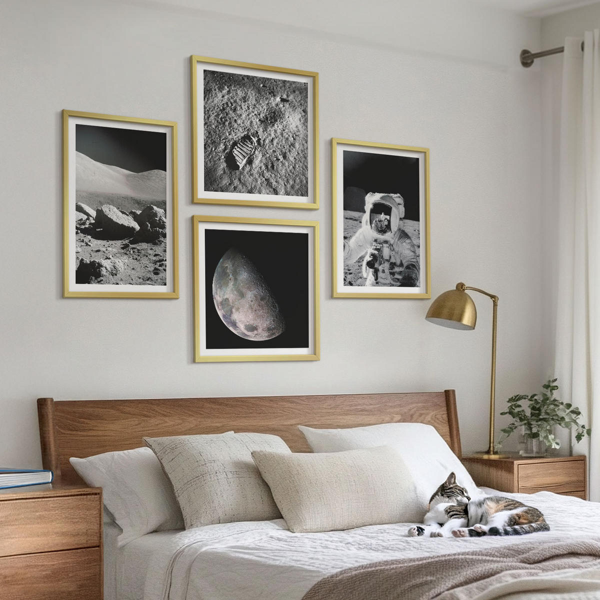 BILDER SET 4er Set - 50x50 cm & 40x60 cm Goldrahmen - Fußabdruck eines Astronauten auf dem Mond - Goldfarben, Kunststoff (50/50cm) - TULUP