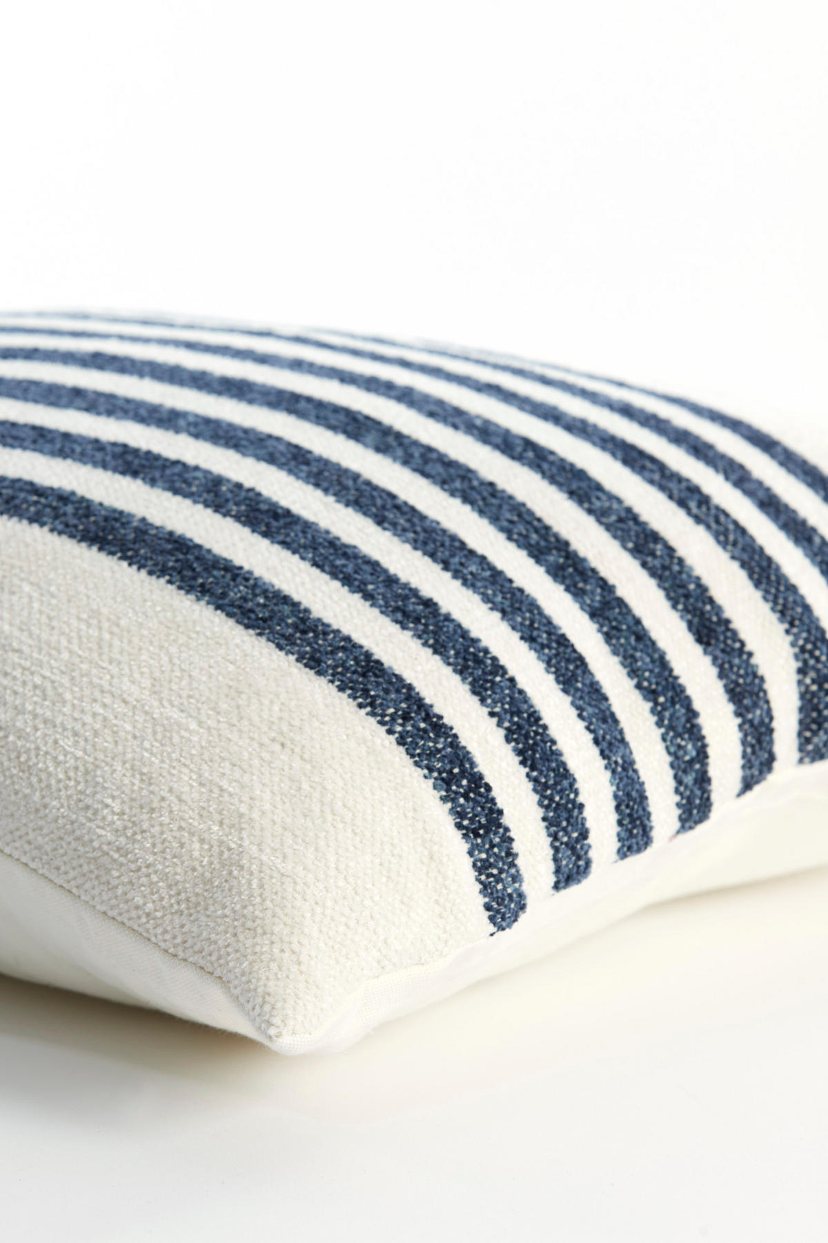 DEKOKISSEN Cinco Weiß 45/45/10 cm - Weiß, Textil (45/45cm) - Light & Living