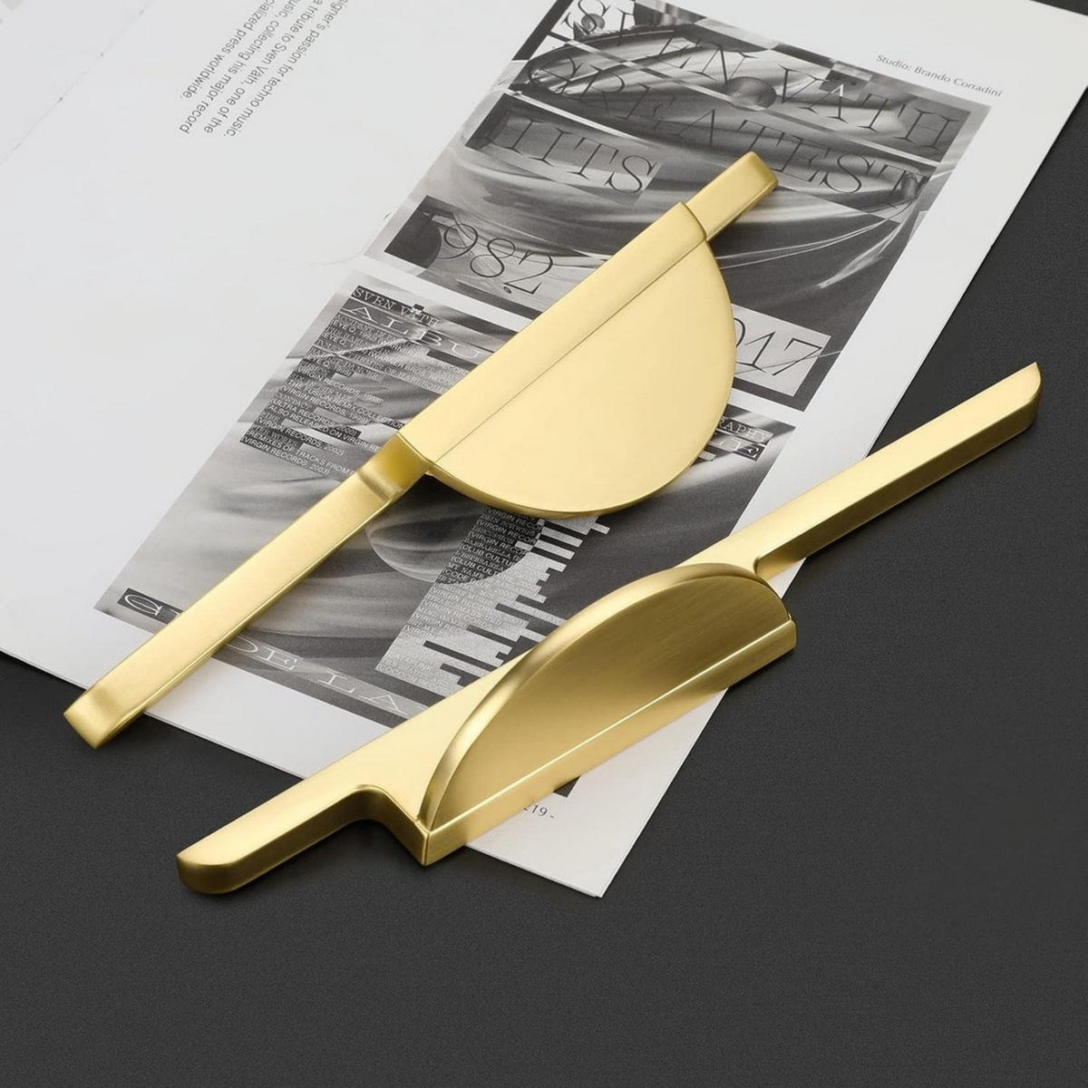 HALBMONDGRIFF 2er-Set Vergoldet Zinklegierung ~9,5 x 2,5 x 3,5 cm Lochabstand 64 mm Schrauben - Goldfarben, Metall (2.5/3.5/9.5cm) - MCBOSON