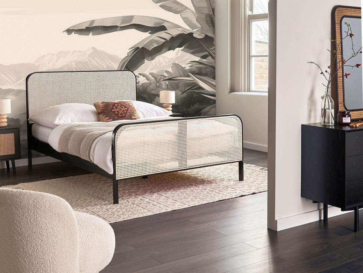 BETT mit Lattenrost 140/200 cm Hellbraun Gonfaron - Hellbraun/Schwarz, Holz (140/200cm) - Beliani