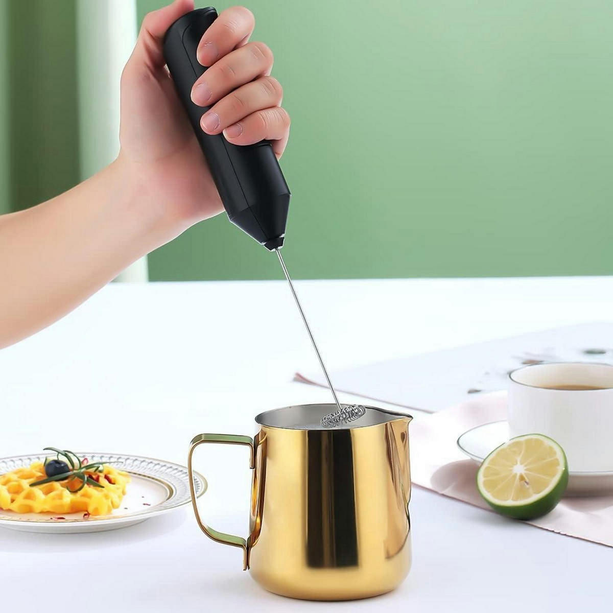 MILCHSCHAUMKRUG 350 ml Gold mit Dekorationsstift - Goldfarben, Metall (11/11cm)