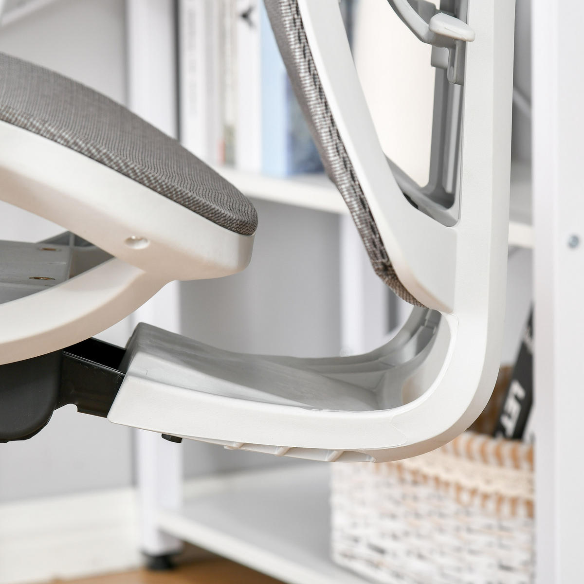 BÜROSTUHL DE-05107 Ergonomisch, 3D-Armlehnen, Kopfstütze & höhenverstellbar Grau - Grau, Kunststoff (65/128/67cm) - ComfortXL