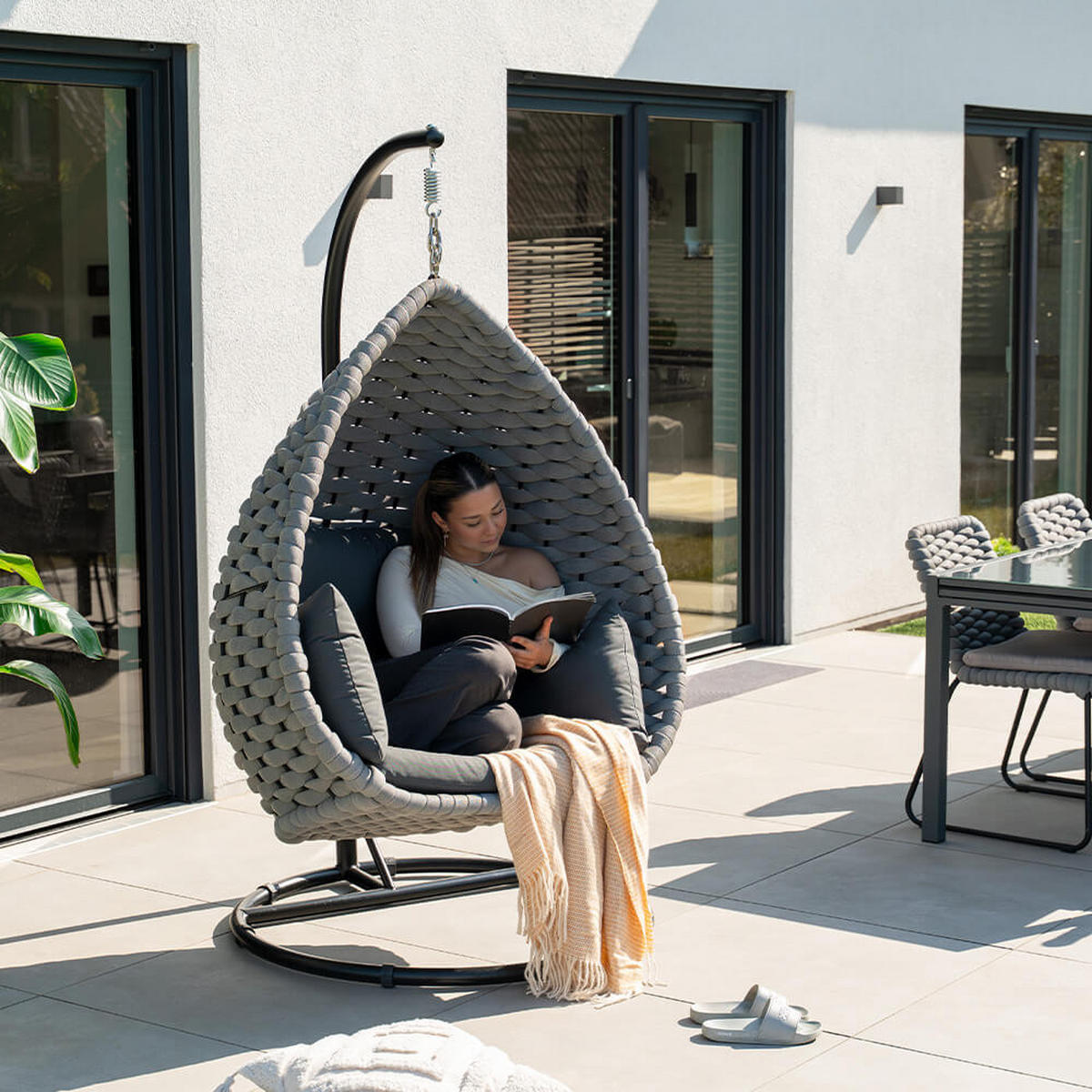 HÄNGESESSEL CADEIRA - Hellgrau, 1-Sitzer - Hellgrau, Kunststoff/Metall (114/123/72cm) - Home Deluxe