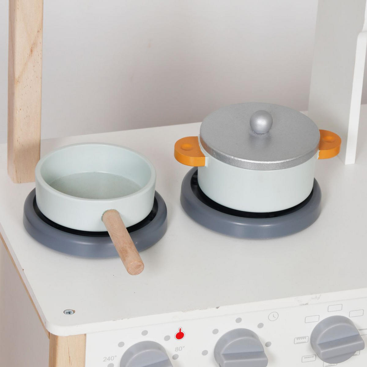 SPIELKÜCHE Nana W10K001 weiß Holz, Topf, Pfanne mit Deckel, Metall-Kochzubehör, Mikrowelle - Weiß, Holz (2930/58/85cm) - Moni