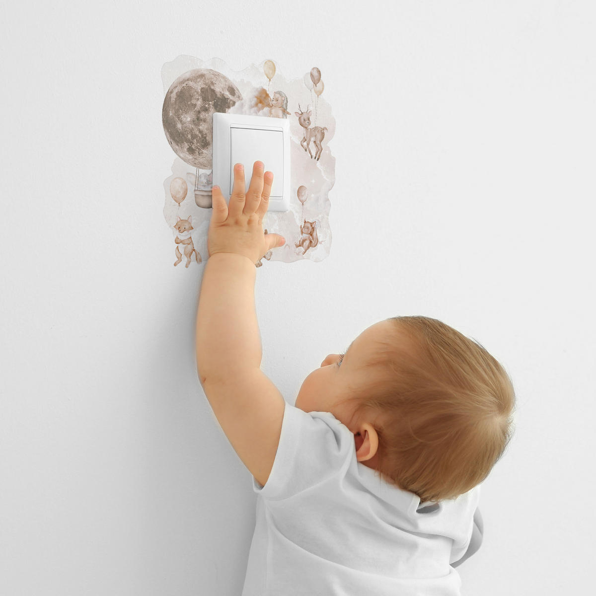 LICHTSCHALTER-STICKER Waldtiere mit Ballons 20x20cm - Beige, Papier (20/20/20cm) - Muralo