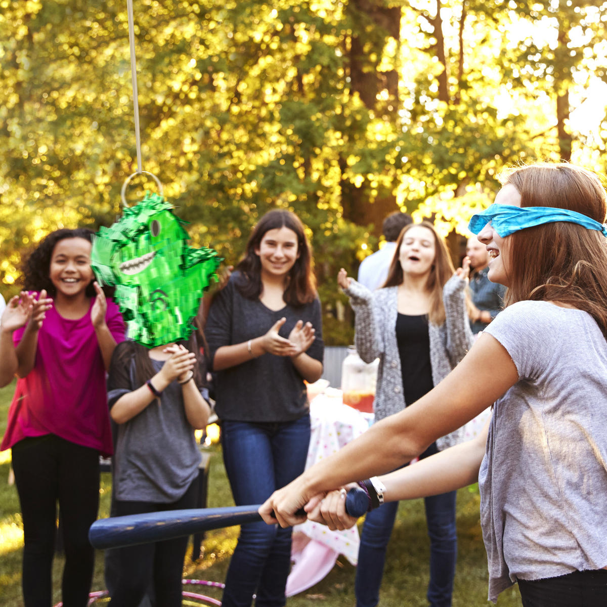 PINATA - Grün, Papier/Wellpappe (20/30/5cm) - Relaxdays