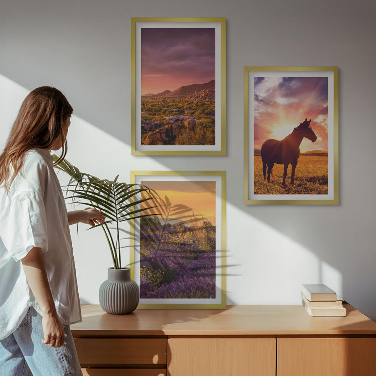 WANDBILDER 3er Set - 40x60 cm Goldrahmen - Berglandschaft mit einem Pferd - Goldfarben, Kunststoff (40/60cm) - ArtPrintCave