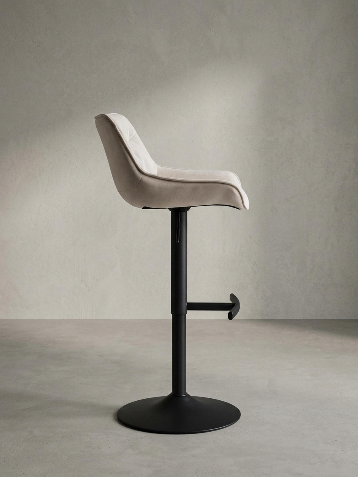 BARHOCKER Samt Lehne Höhenverstellbar Trompetenfuß Gepolstert, Beige 45x55x106 cm - Beige/Schwarz, Textil/Metall (45/106/55cm) - KADIMA DESIGN