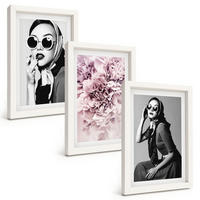 BILDER SET 3er Set - 20x30 cm Weißer Rahmen - Stilvolle Porträts von Frauen mit Blumen - Weiß, Kunststoff (20/30cm) - TULUP
