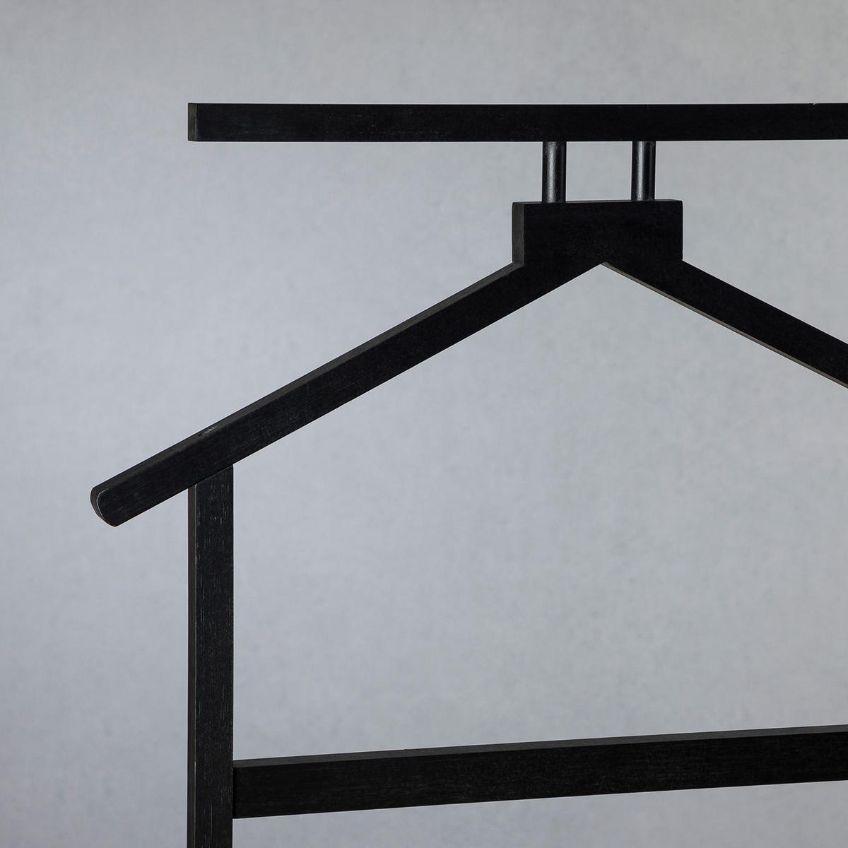 HERRENDIENER KANNA - Schwarz, Holz (49/109/40cm) - IDIMEX