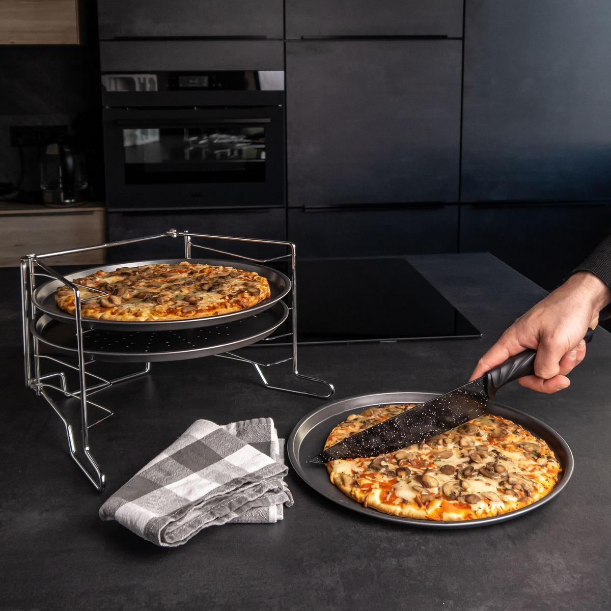 PIZZA BLECH SET - Schwarz, Metall (21.8/19.5/32.1cm) - Intirilife