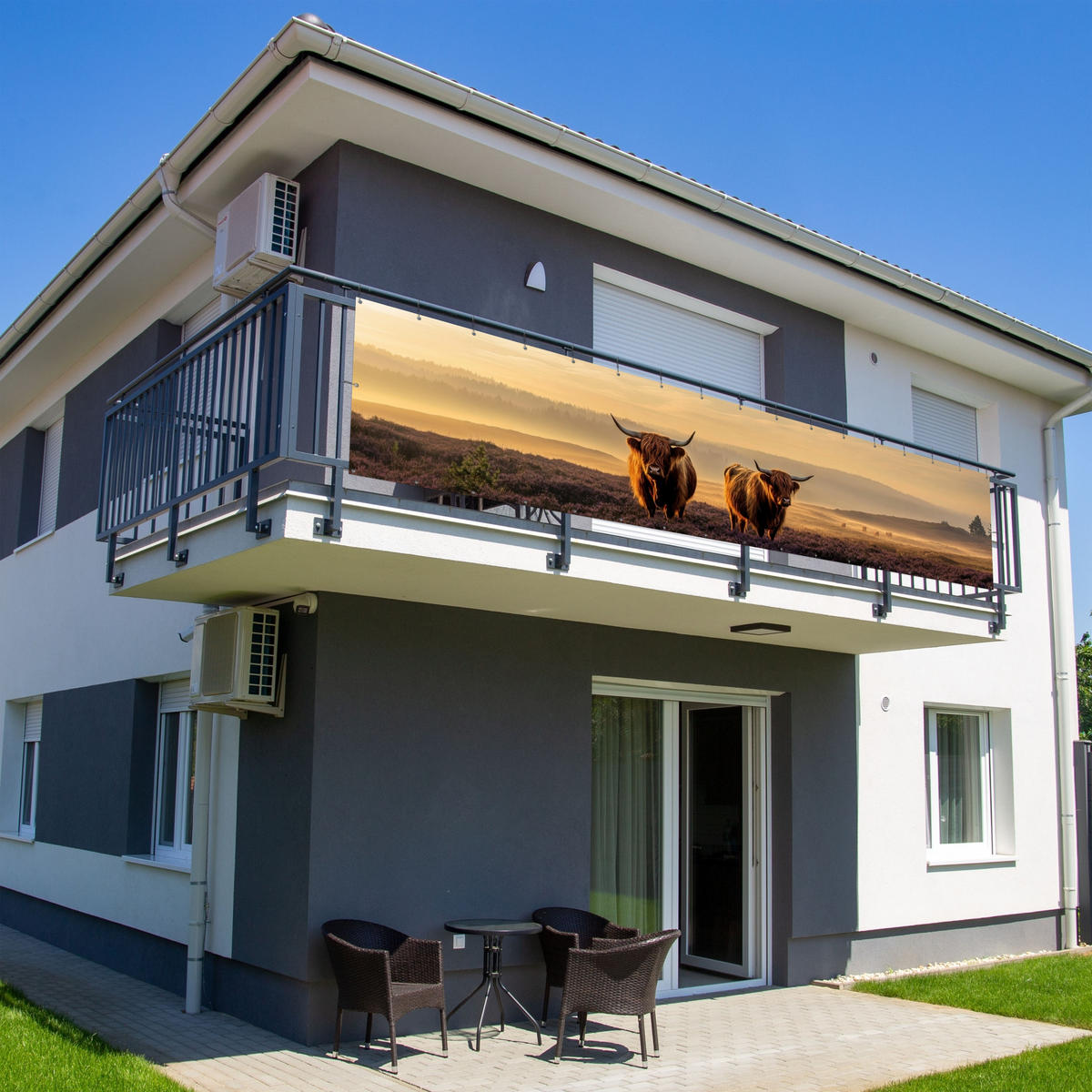 BALKON-SICHTSCHUTZ Schottische Hochlandbewohner - Heide - Landschaft - Tiere - Cognac, Kunststoff (500/110cm) - MuchoWow