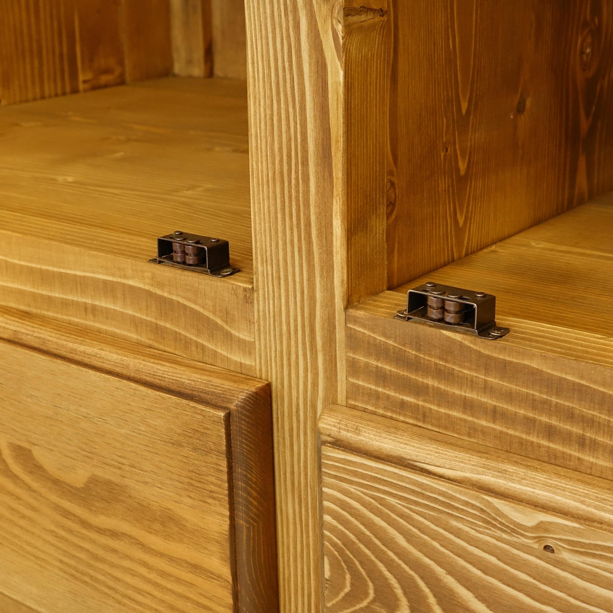 KLEIDERSCHRANK aus Massivholz CHARLOTTE 2 - Hellbraun, Holz (126/202/61cm) - Seart