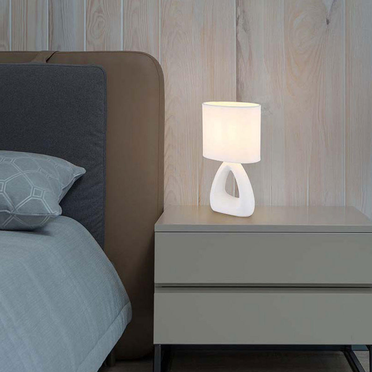 TISCHLEUCHTE Keramik Weiß TRIANGLE - Weiß, Textil (17/10/30cm) - Globo Lighting