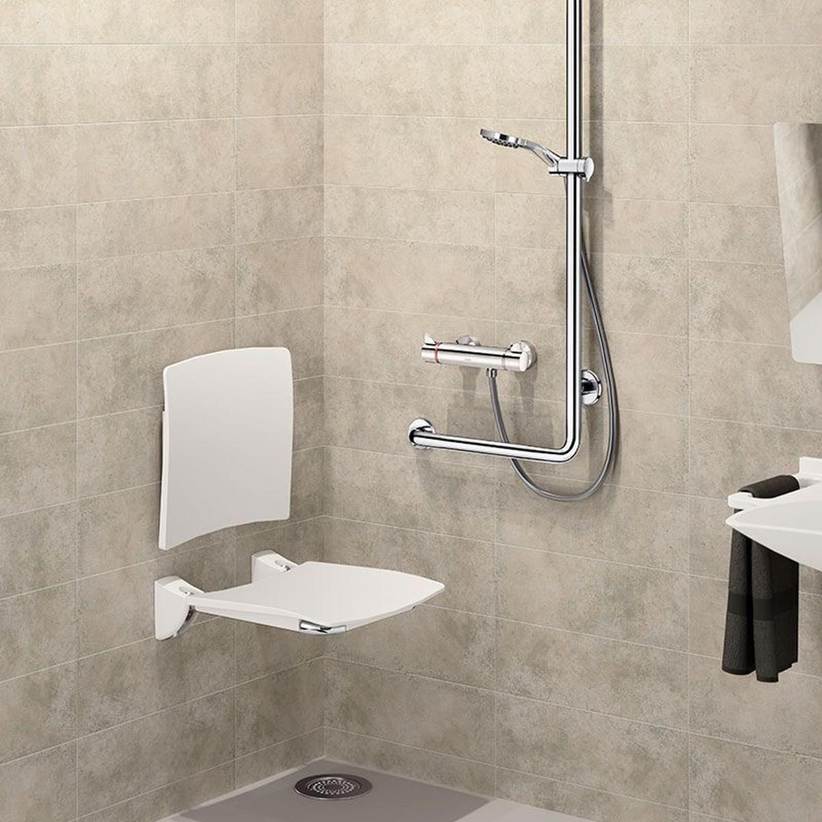 DUSCHSITZ Komfort hochklappbar Edelstahl hochglanzpoliert - Chromfarben, Metall (43.9/17.5/57.5cm) - Delabie