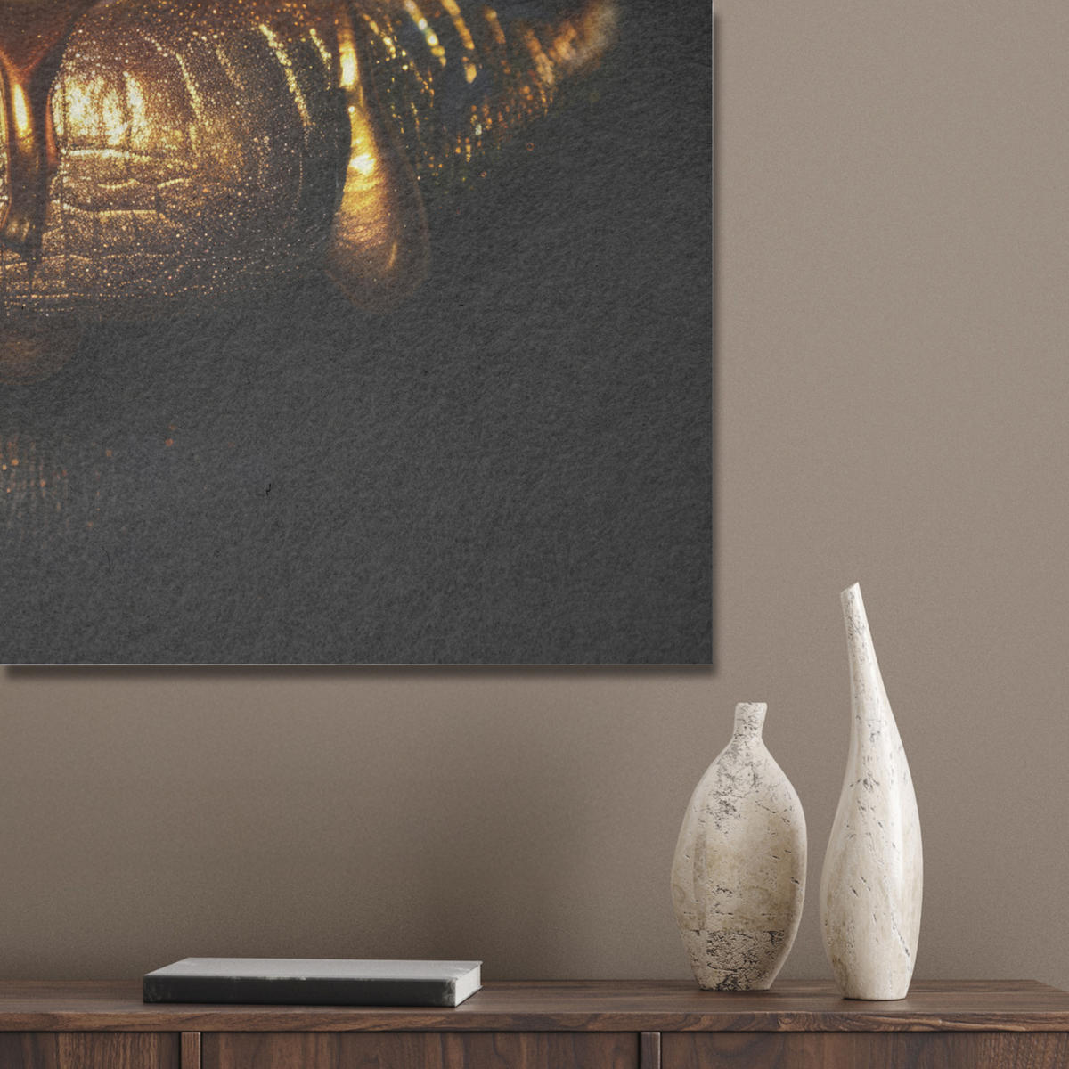 AKUSTIKBILD Frau - Porträt - Lippen - Gold - Schwarz Akustikpaneele 80x80 cm - Schwarz, Kunststoff (80/80/0.9cm) - MuchoWow