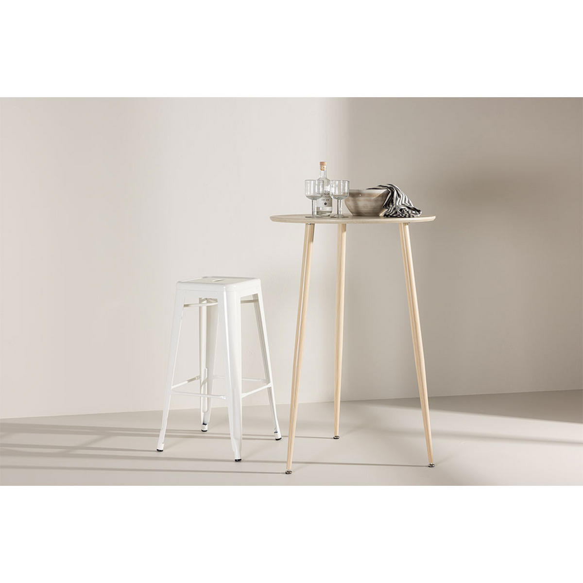 BARTISCH, Plaza, Whitewash, MDF, 70 x 70 x 105 cm - Weiß, Holzwerkstoff/Metall (70/70/105cm) - ebuy24