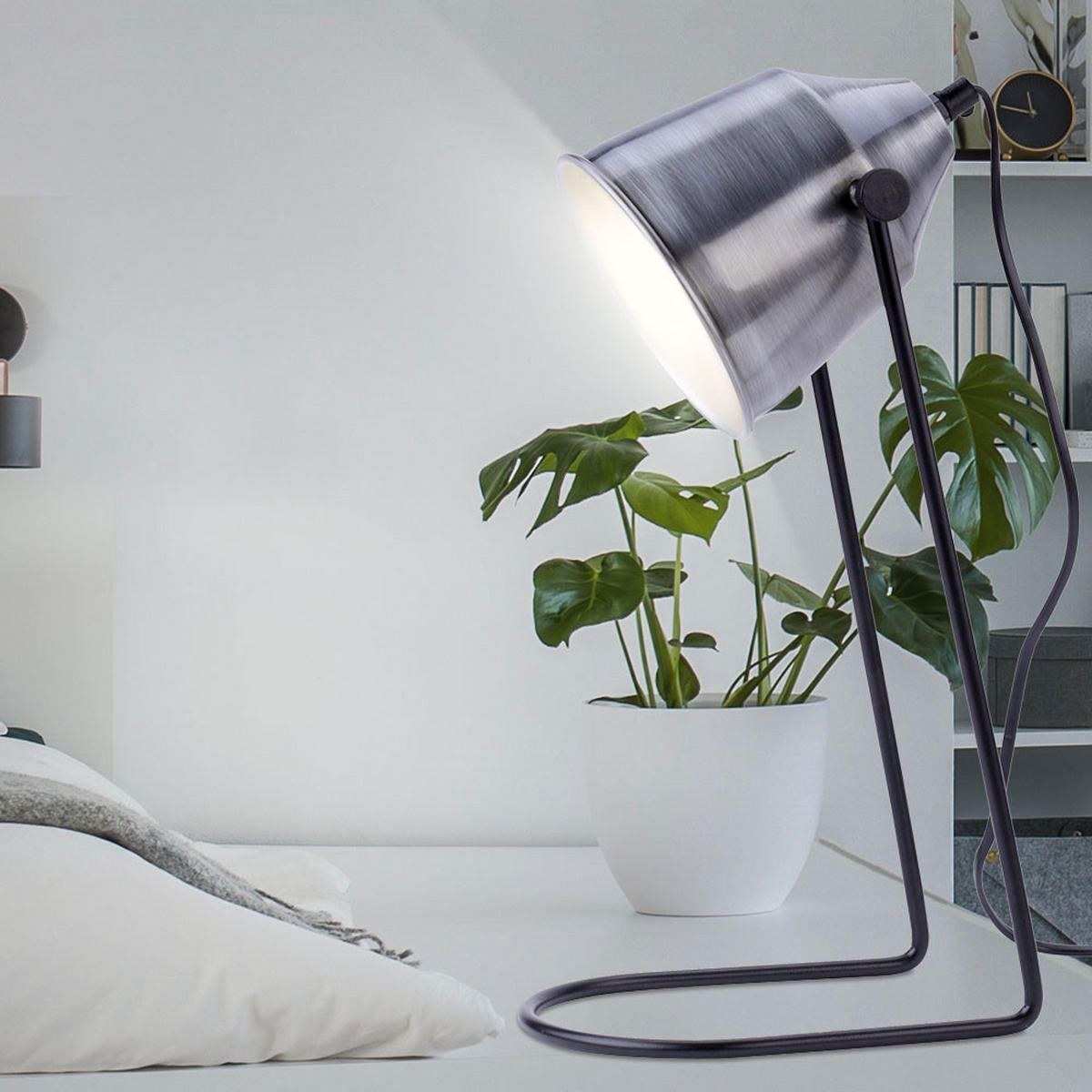 TISCHLEUCHTE Eisen Silber Industrial Stil - Silberfarben, Metall (24/16/43.5cm)