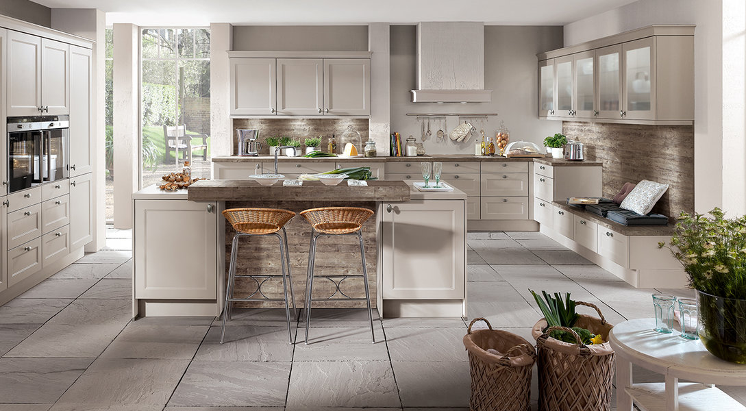 Landhauskuchen Moderne Trends Bei Rustikalen Kuchen Xxxlutz