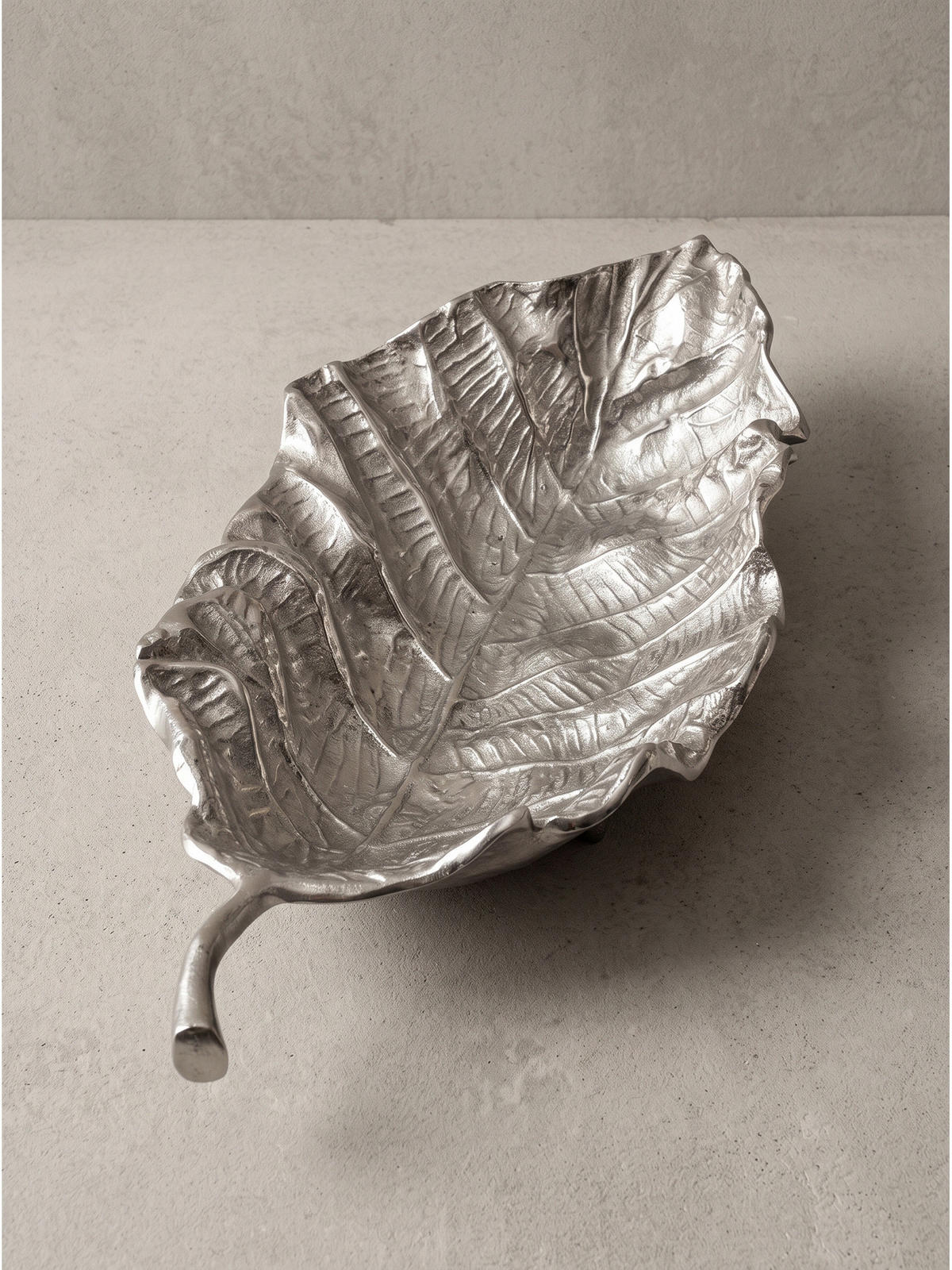 DEKOSCHALE SUBIACO, Aluminium, handgefertigt, Silber, 67 x 27 x 11 cm - Silberfarben, Metall (11cm) - KADIMA DESIGN