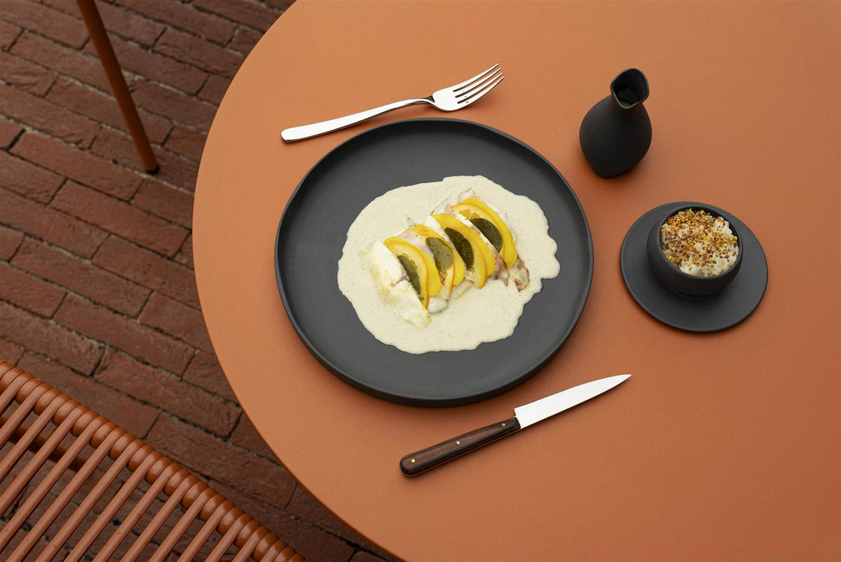 TELLER FLACH CARACTERE 28 cm Matt schiefer styl - Schieferfarben, Keramik (28cm) - Revol Porcelaine France