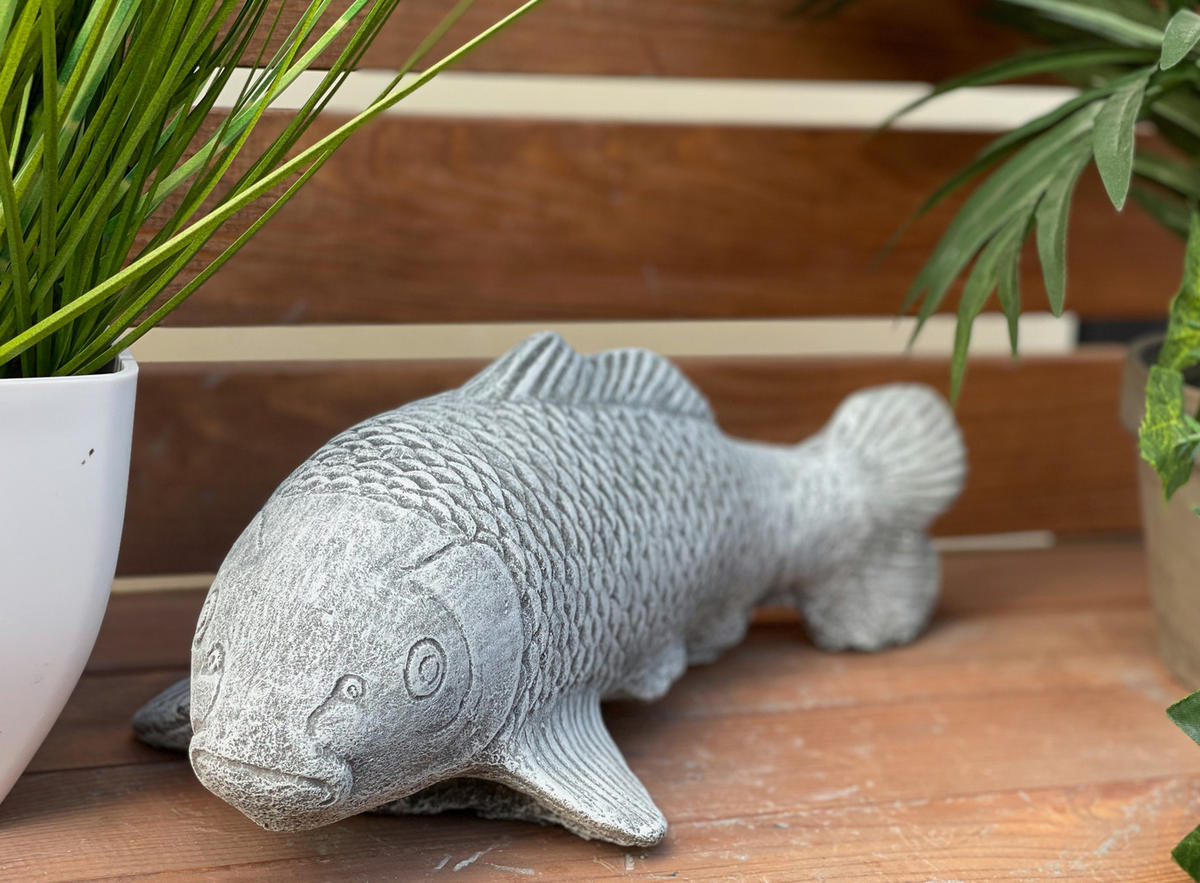 STEINFIGUR Koi mittelgroß frostfest wetterfest Steinguss - Grau, Stein (31/11/15cm) - stoneandstyle