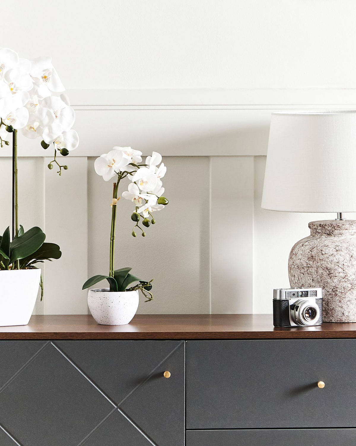 KUNSTPFLANZE im Blumentopf 42 cm Grün/Weiß Orchid - Weiß/Grün, Kunststoff (42cm) - Beliani