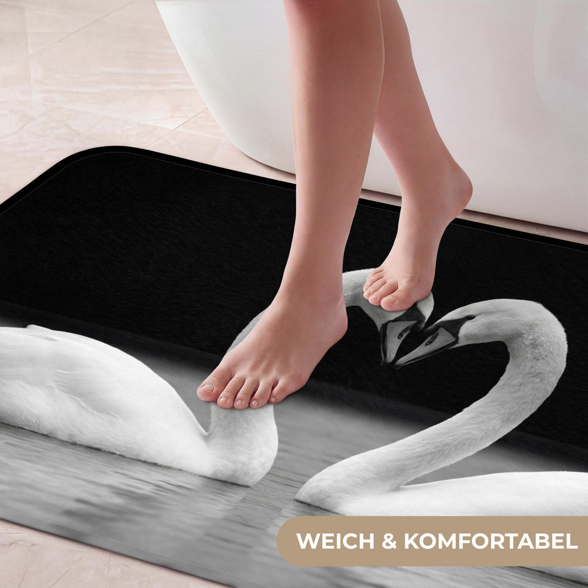 KOUPELNOVÁ PŘEDLOŽKA Labutě - srdce - černá - bílá 120x60 cm - černá, textil/plast (120/60cm)