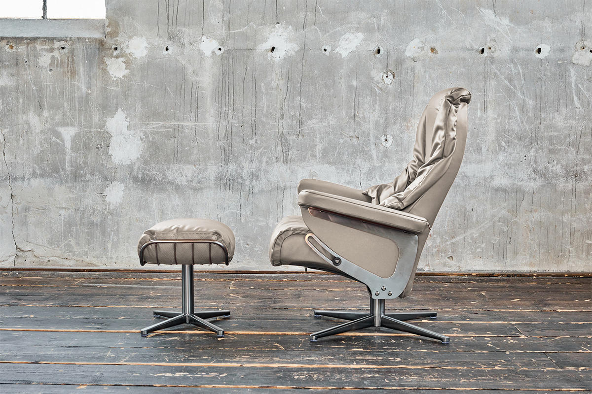 RELAXSESSEL MIT HOCKER MODO Hellgrau Leder - Silberfarben/Hellgrau, Leder/Metall (81/98/90cm) - KAWOLA