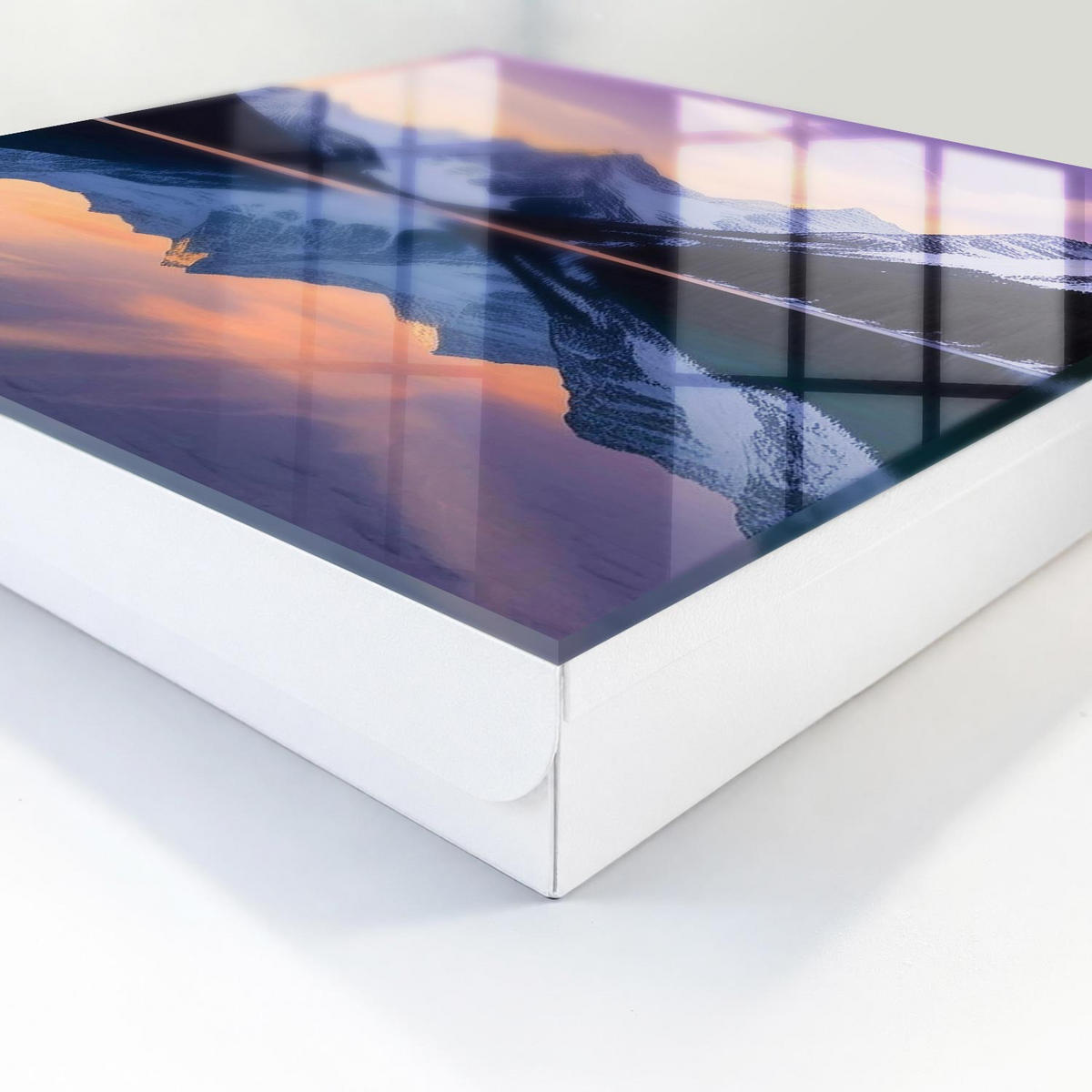 SCHLÜSSELBOX Weiß 30x30 cm – Türöffnung nach rechts - Bergwelt - Lila, Metall (30/30/5cm) - TULUP